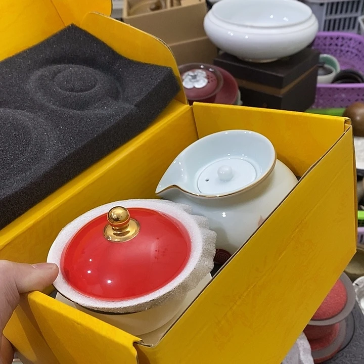 陶瓷艺术品及陶瓷制品