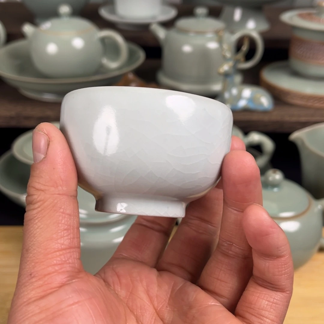 【闪购商品】T****e体验微瑕体验微瑕