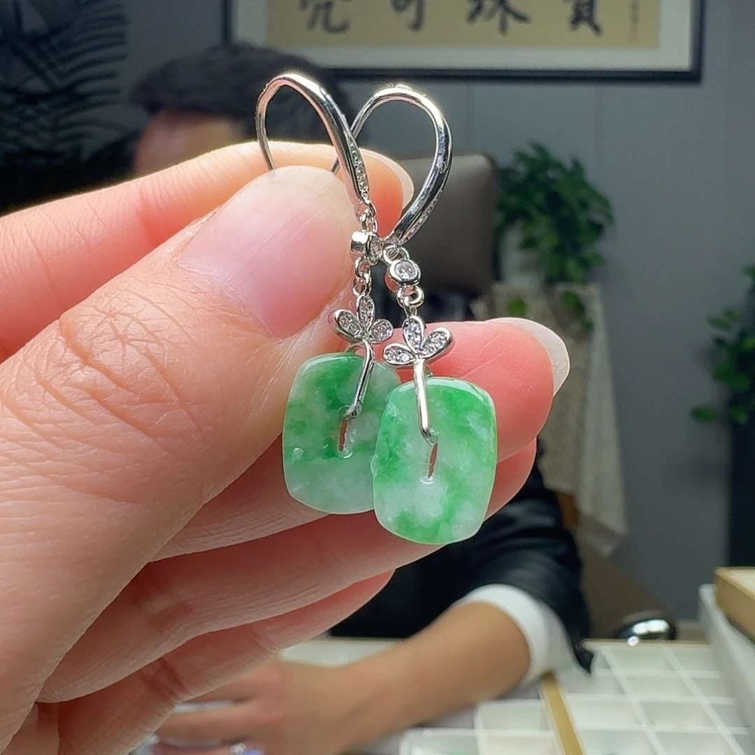 翡翠银S925镶嵌耳饰天然