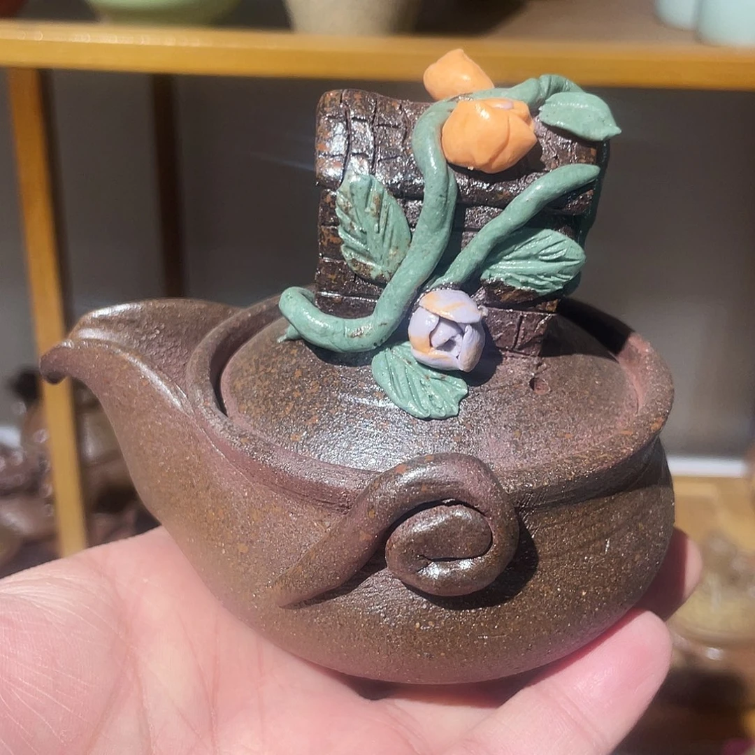 粗陶手作宝瓶一只