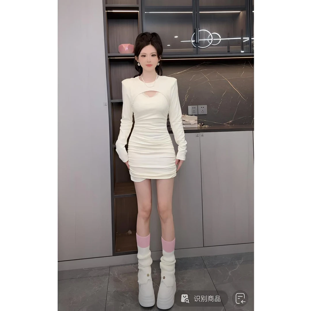 睿夕【少女遐想】韩系镂空设计感加绒褶皱加厚连衣裙