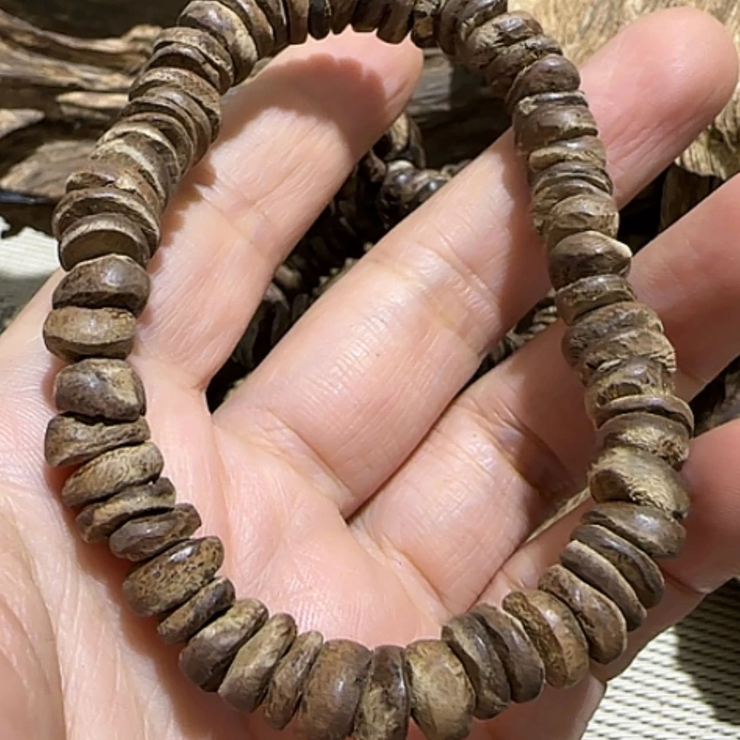 【闪购商品】沉香手串猪*?越南芽庄沉水随形手串8.7克