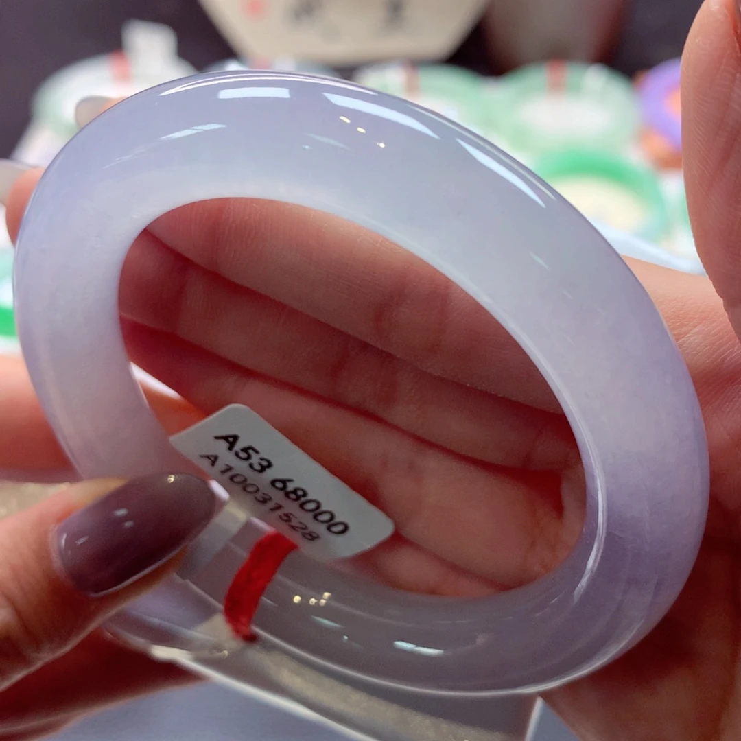 翡翠手镯未镶嵌圆条33（36号）有纹