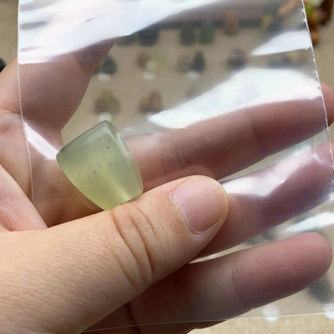 【闪购商品】未镶嵌岫玉配珠那**易