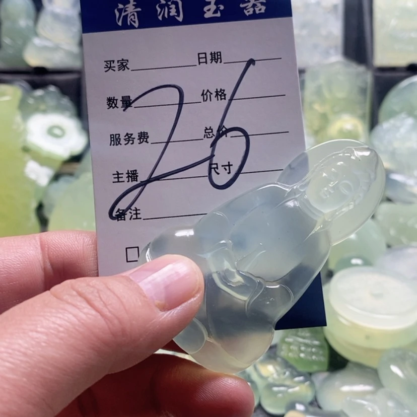 【闪购商品】合金蛇纹石玉颈饰依***雪