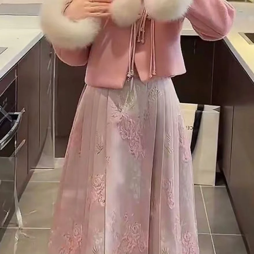 【周粥】【马面裙】复古气质中式国风外套马面裙套装冬季新款D3TZ1672