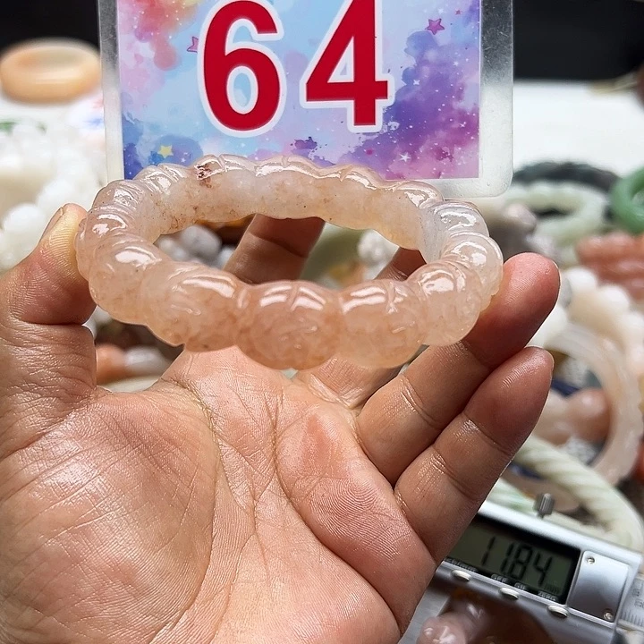 未镶嵌手镯石英岩玉