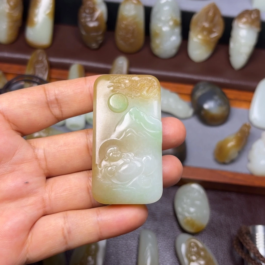 和田玉（糖玉）未镶嵌吊坠(不含链)