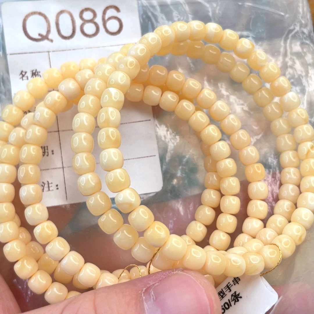未镶嵌琥珀珠宝奇石多样性发一