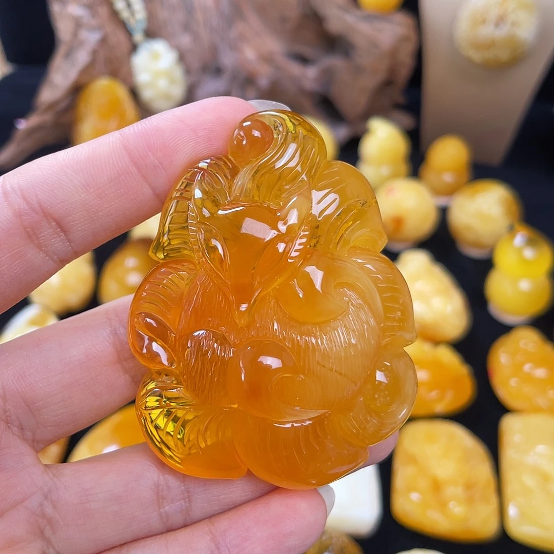 琥珀未镶嵌珠宝奇石