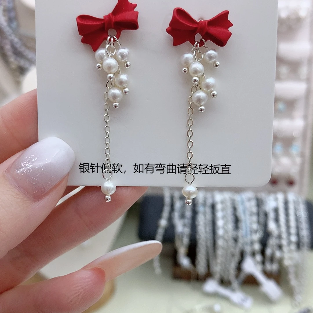 淡水珍珠银S925镶嵌耳饰