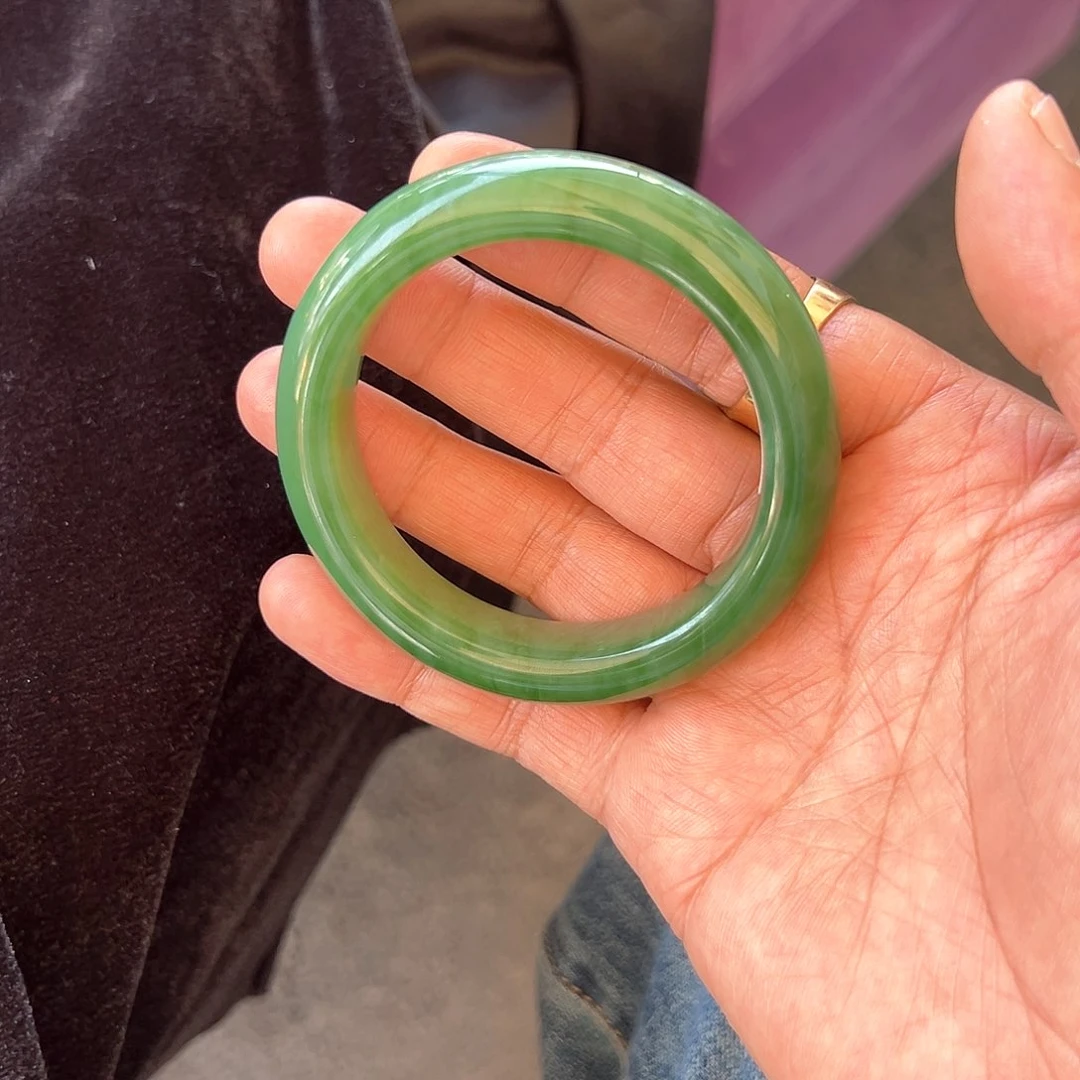 和田玉（碧玉）手镯未镶嵌果绿色高高货豪华巨漏