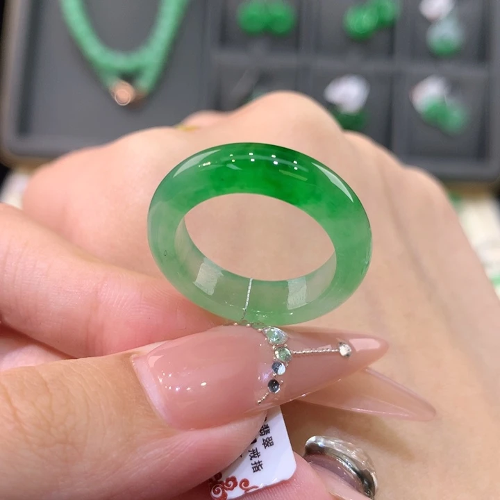 未镶嵌戒指翡翠17荧光棒