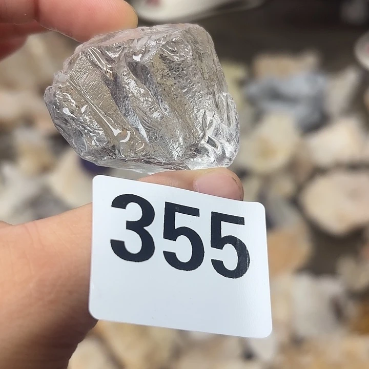 未镶嵌水晶大型摆件（非配饰）