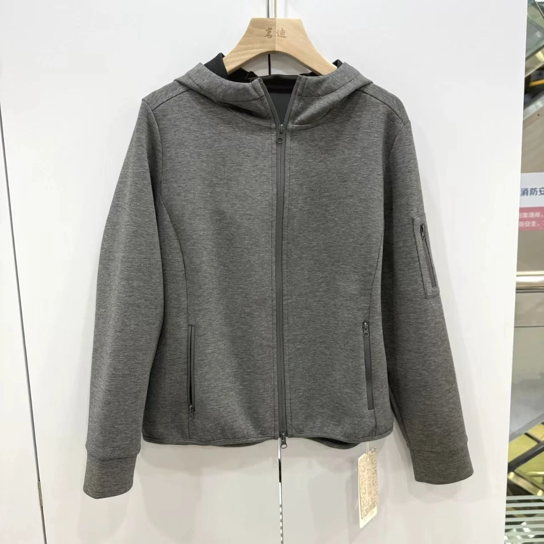 D522朋灰色耐磨短外套连帽运动女士休闲拉链常规保暖长袖