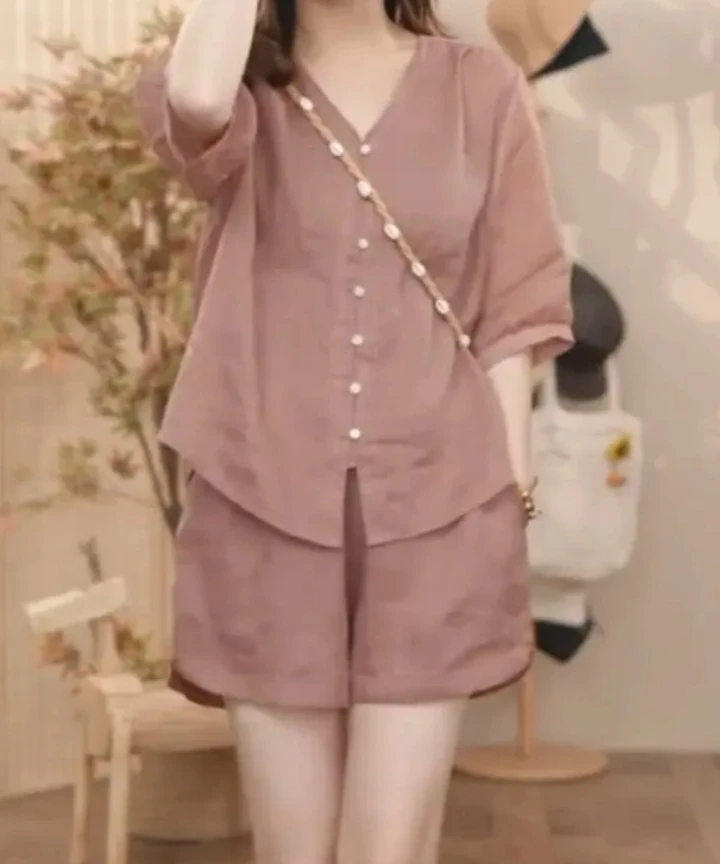 新款时尚洋气精品百搭女装F3199