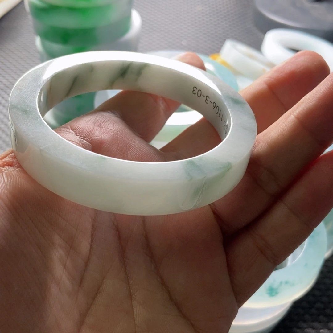 ****️定制翡翠未镶嵌缅甸翡翠手镯
