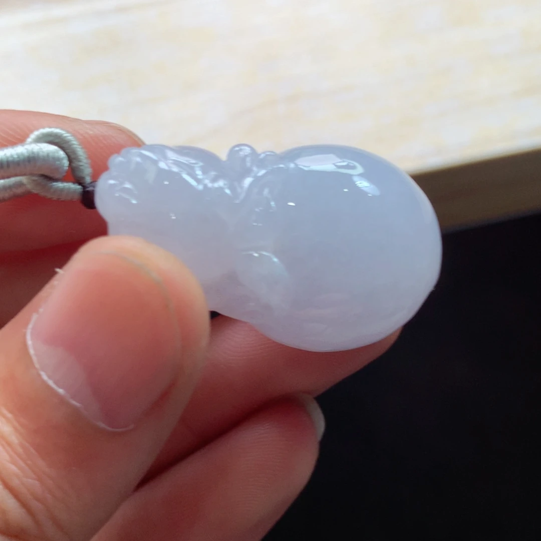 翡翠未镶嵌颈饰吊坠