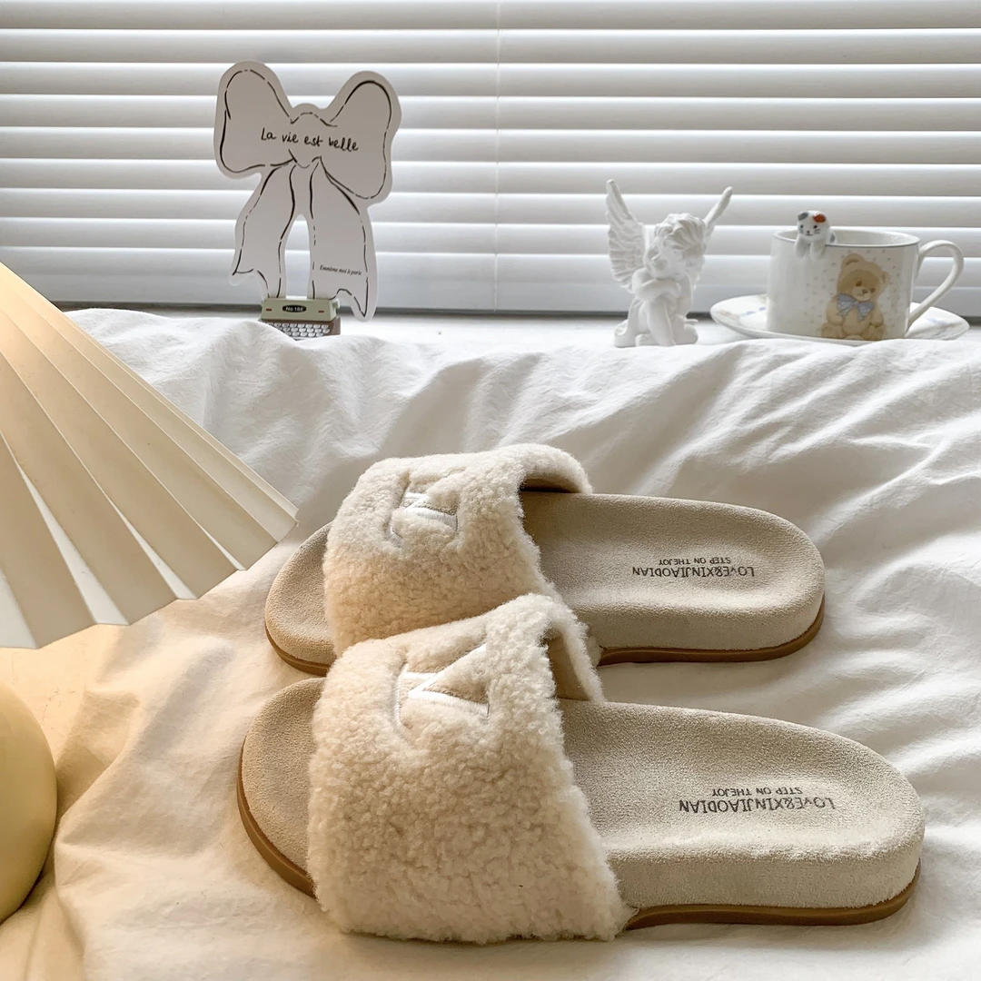 一字毛毛拖鞋女外穿高级感2025秋冬新款复古刺绣厚底懒人加绒棉拖