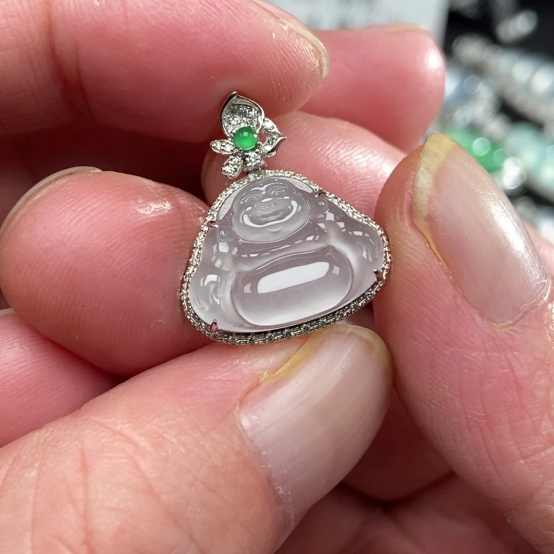 颈饰18K金镶嵌翡翠佛公