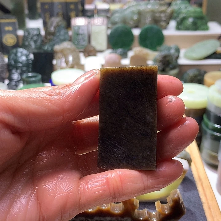 和田玉未镶嵌珠宝半成品