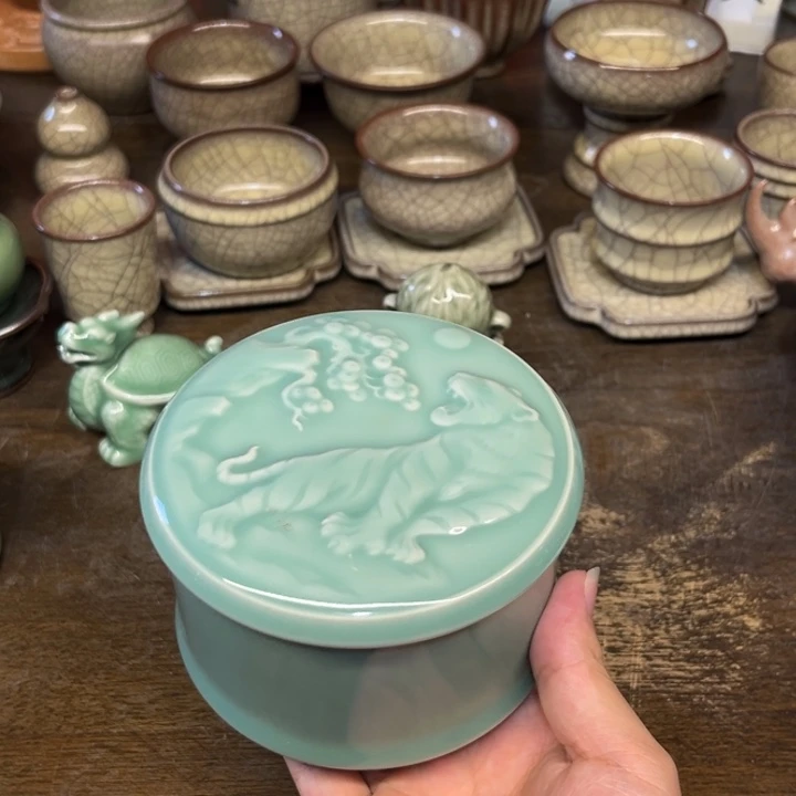 青瓷微瑕浮力特价