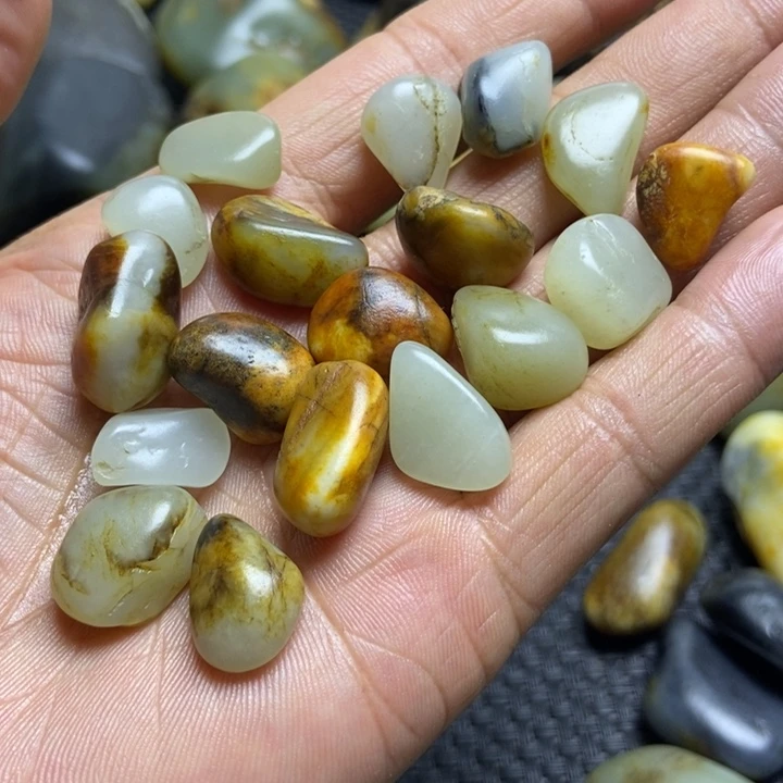 光***头未镶嵌和田玉（糖玉）珠宝奇石