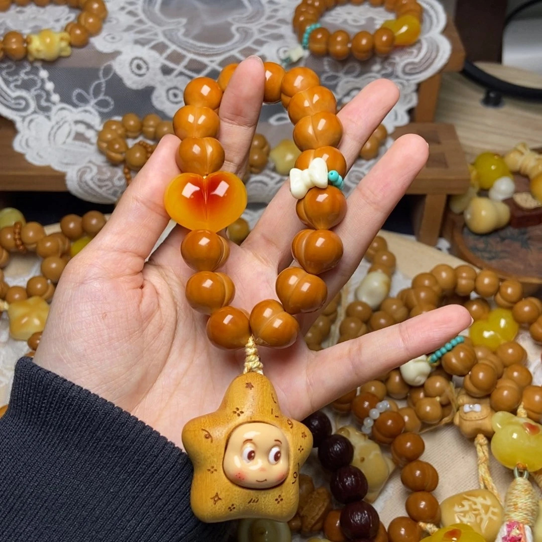 猴头核桃吊坠屁桃玻璃底卡15