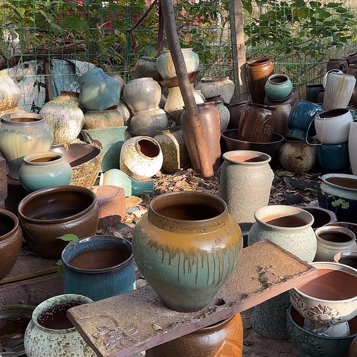 高度23厘米口径16厘米瑕疵