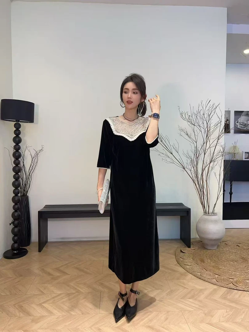 优雅显瘦早秋连衣裙蕾丝气质时尚夏季黑色复古法式拼接宽松收腰