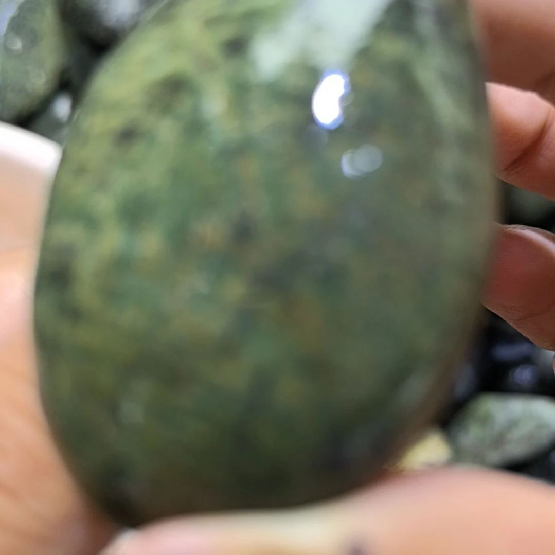 石材绿**山藏玉药王石原石手把件