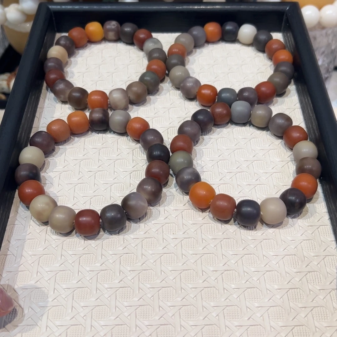 吊坠菩提根/象牙果魔法女巫卡14