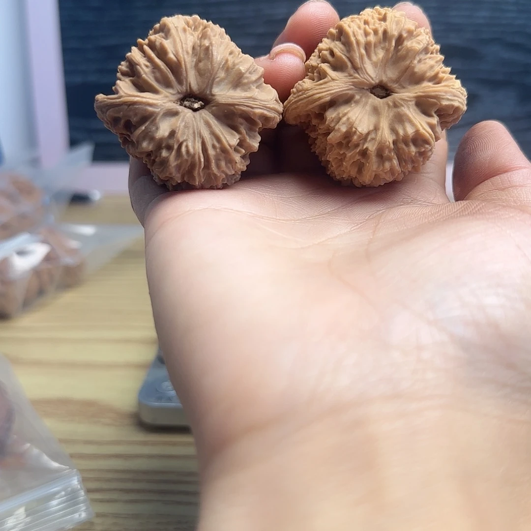 ****夜吊坠桃核核桃核桃