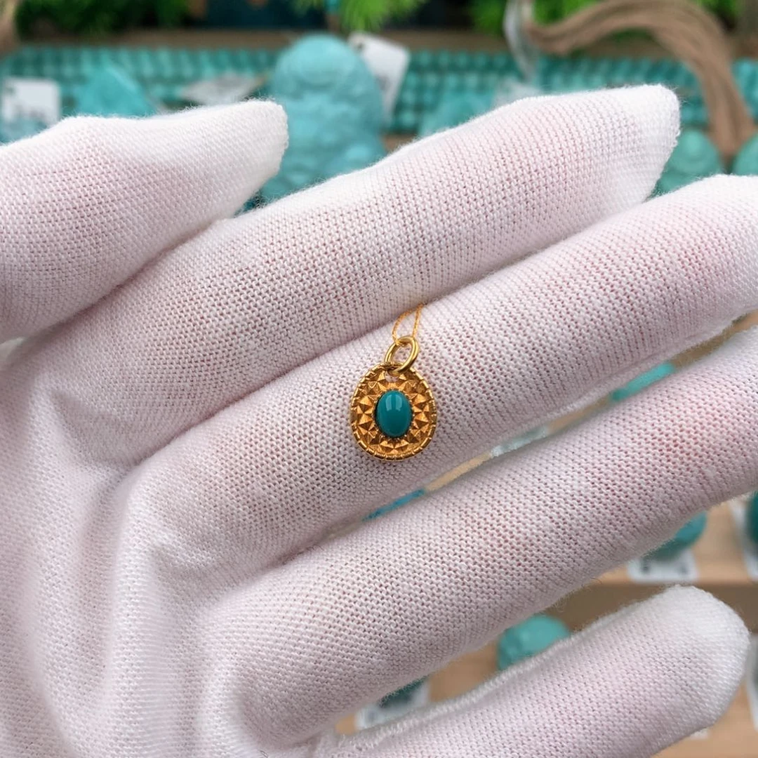 绿松石配饰18K金镶嵌