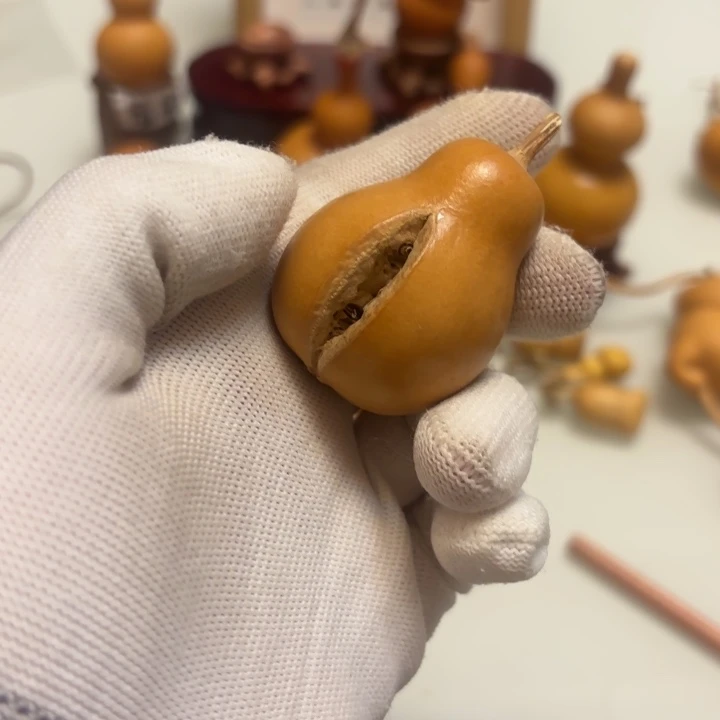 田***儿天然手捻老皮葫芦