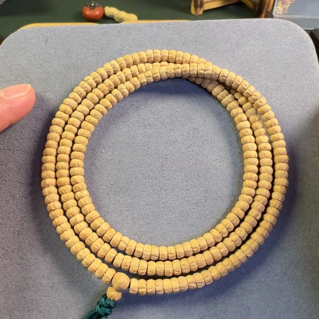 【闪购商品】吊坠柏香籽/百香籽热振黄油皮药片5.5尺寸8号
