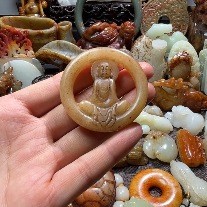 和田玉未镶嵌挂件