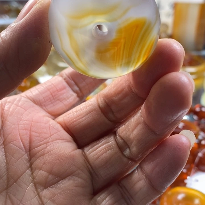 柏香籽/百香籽吊坠张*习