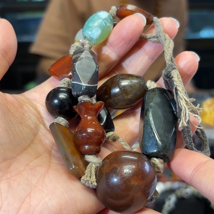 玛瑙/玉髓未镶嵌颈饰