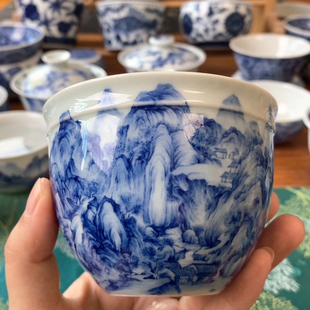 景德镇手绘青花山水大杯