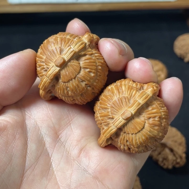 文玩核桃把件宫灯把把壶42mm