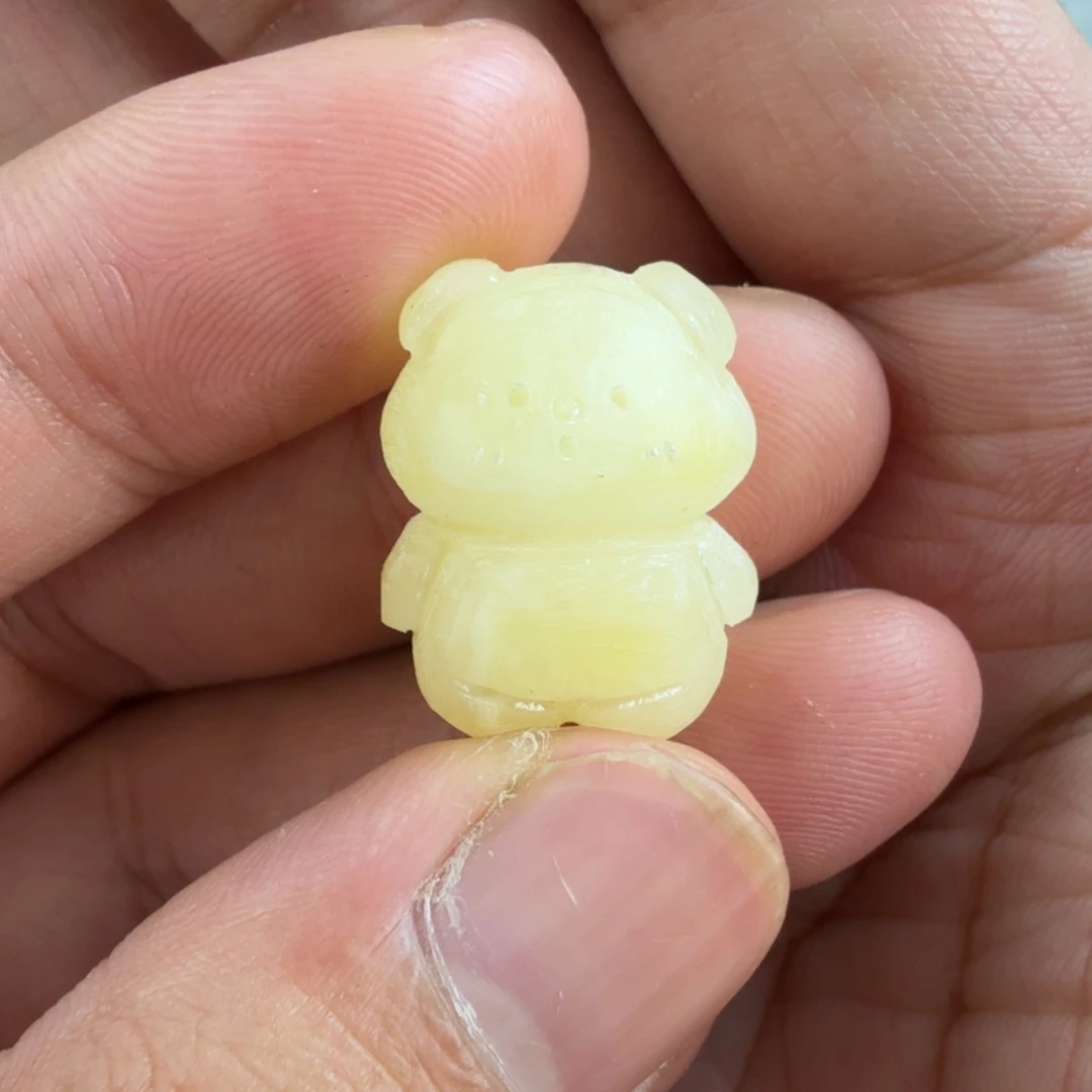 未镶嵌琥珀珠宝奇石