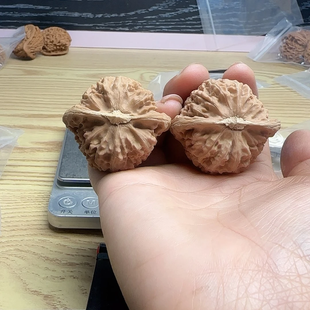 车***药吊坠桃核核桃核桃