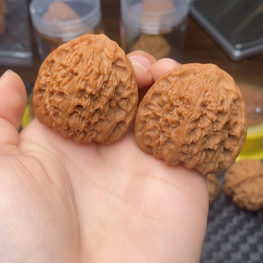 静***香文玩核桃把件南疆石42尺