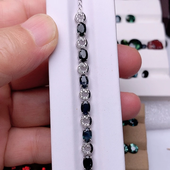 蓝宝石裸石未镶嵌锦*