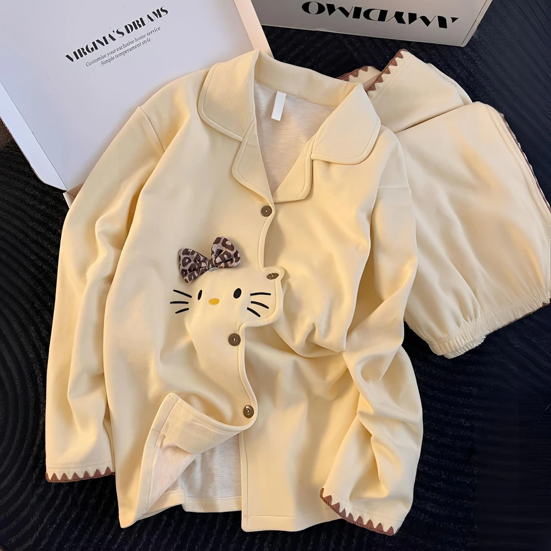 德绒睡衣女秋冬季保暖加厚磨毛日系可爱KT猫刺绣少女可外穿家居服