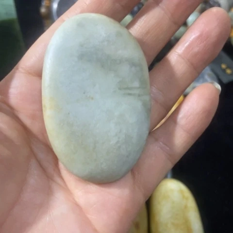 和田玉（糖玉）未镶嵌车挂