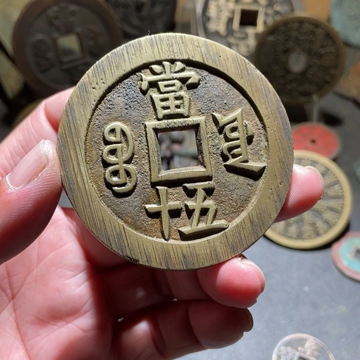 孙***8铜现代工艺品仿制品