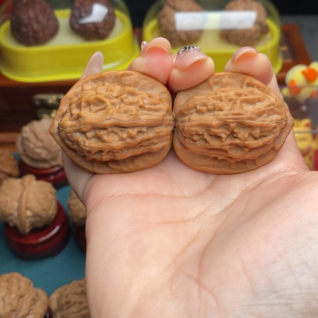 文玩核桃吊坠37大红袍福利