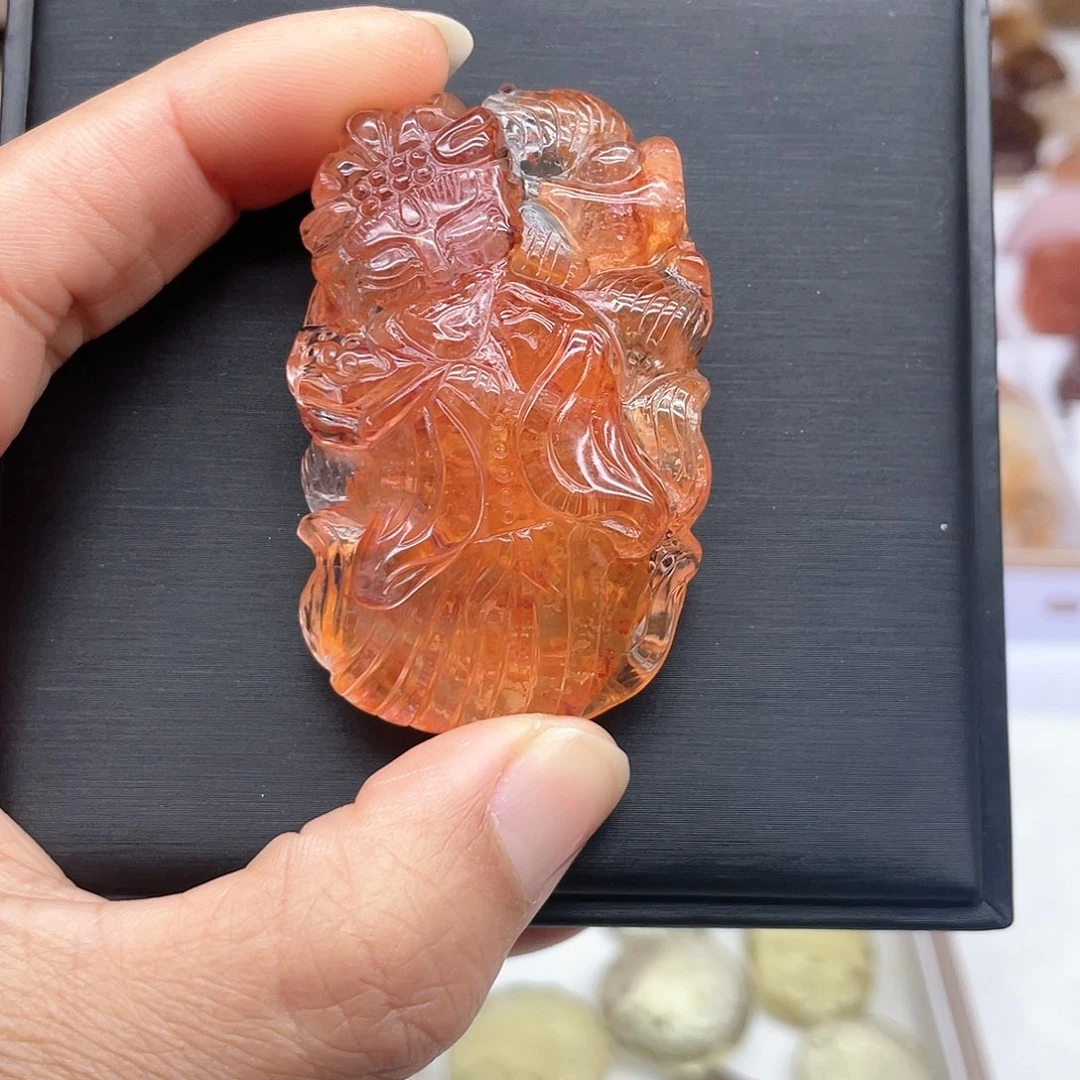 水晶吊坠(不含链)未镶嵌金**家